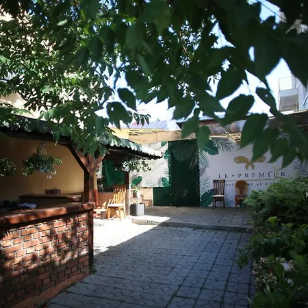 Konukevi Le Premier Köstence