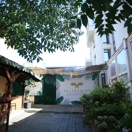 Le Premier Köstence